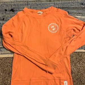 American eagle long sleeve shirt